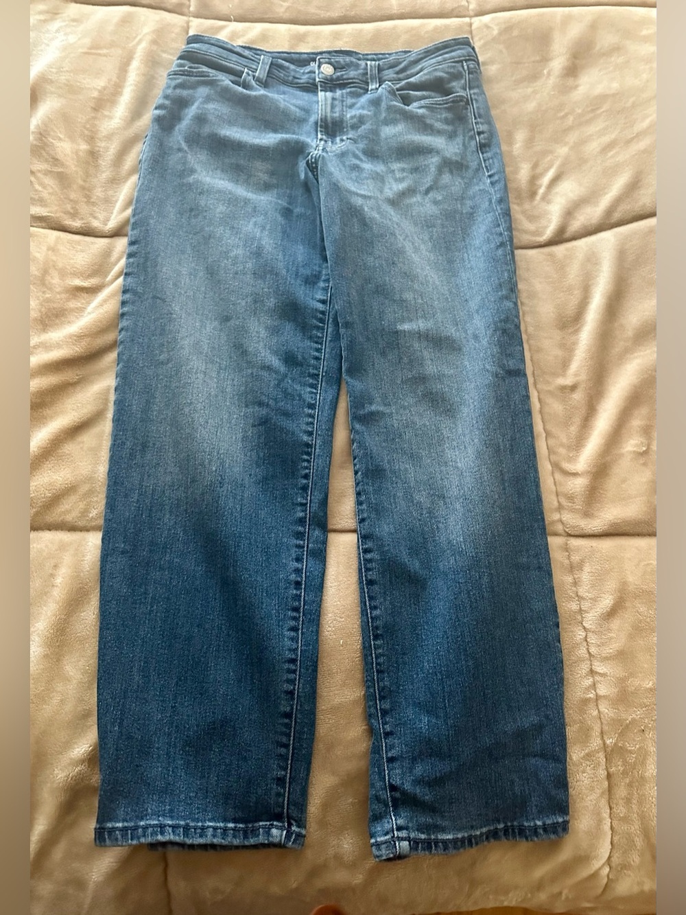 Old Navy 6p WOW loose jeans- like new
